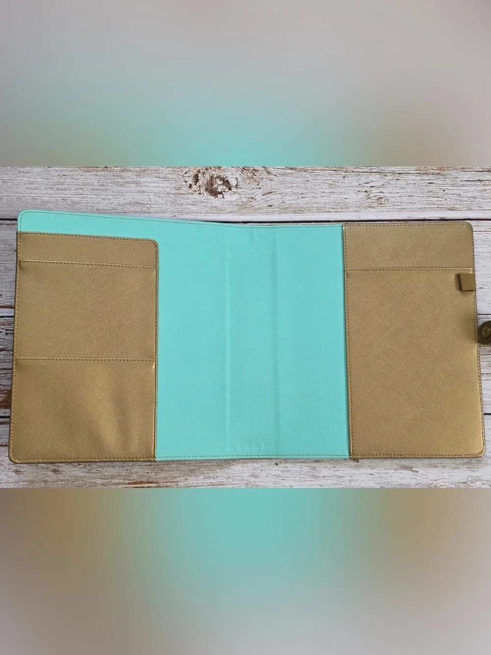 The Happy Planner Gold deluxe cover for classic size